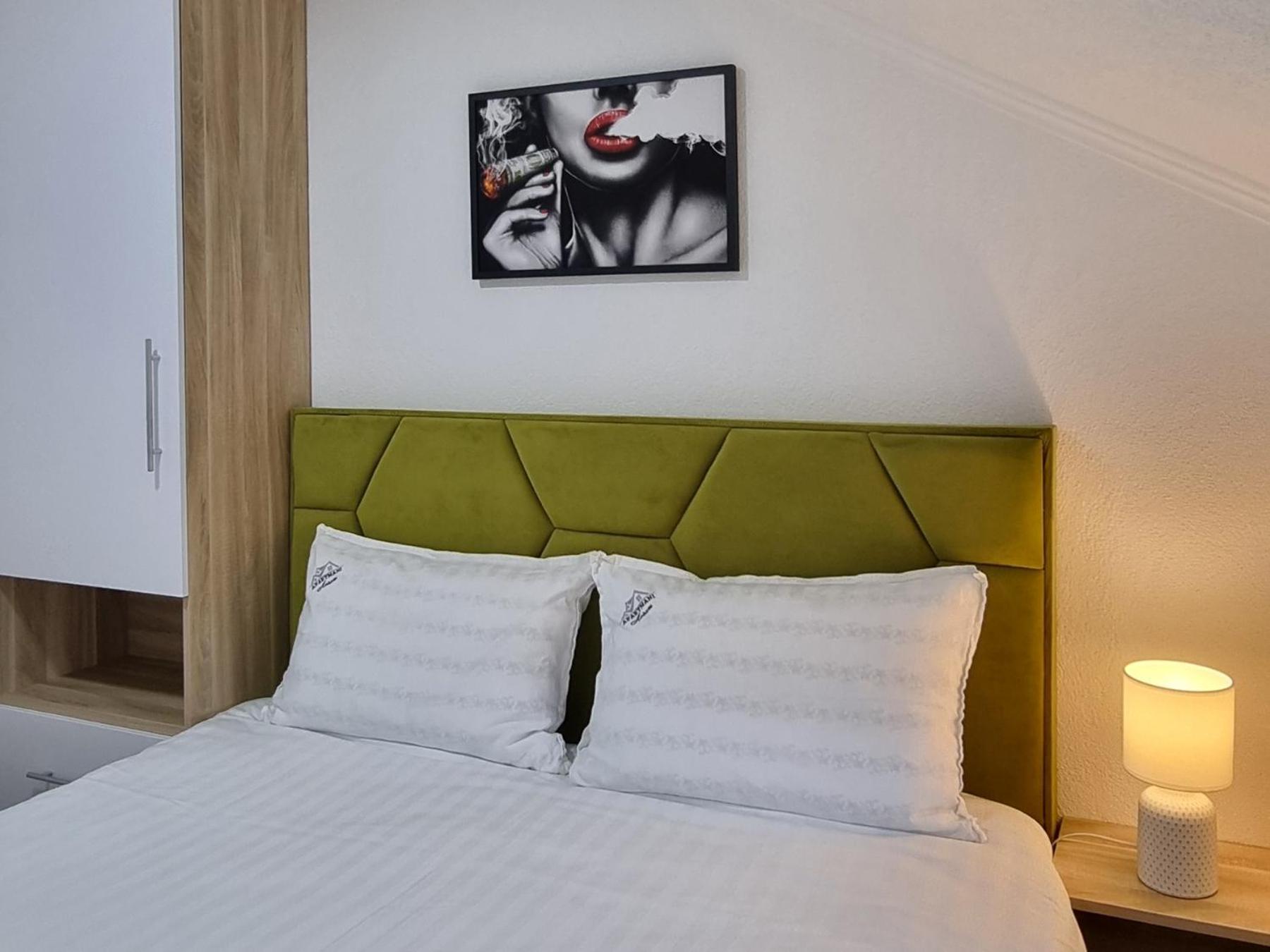 Apartment Apartmаn Avram Ll